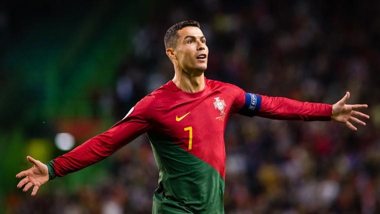 Ronaldo door verdubbeling jaarsalaris best betaalde sporter van de wereld