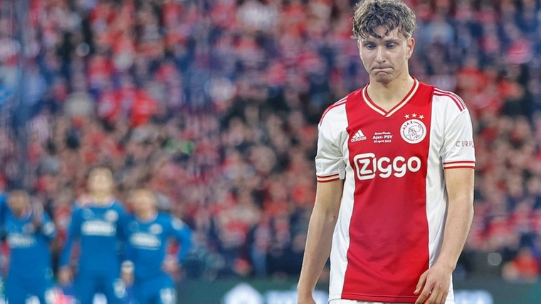 Ajax-talent Godts krijgt aandacht in België: 'Ik hapte toe'