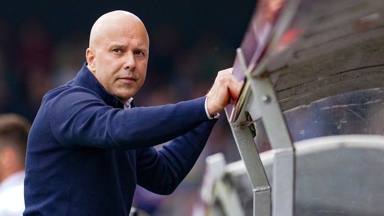 Slot ziet herstelde Timber als lichtpuntje in 'minste wedstrijd' Feyenoord