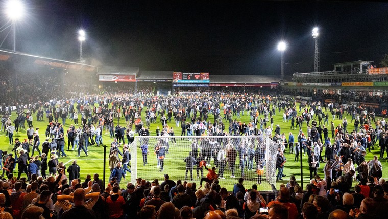 Luton Town één zege verwijderd van ultiem voetbalsprookje: 'Ongelooflijk'