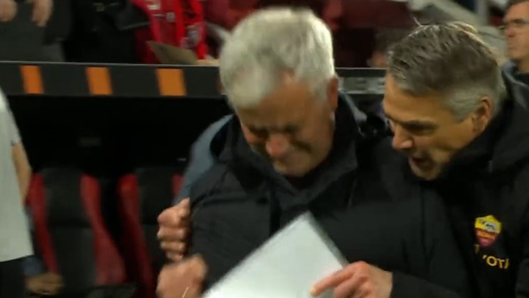 Mourinho gaat uit zijn dak na behalen finale en wordt zelfs even emotioneel