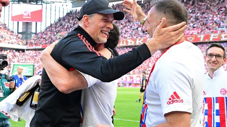 Ontslag Kahn en Salihamidzic overschaduwt titelfeest: 'Bayern-onwaardig'