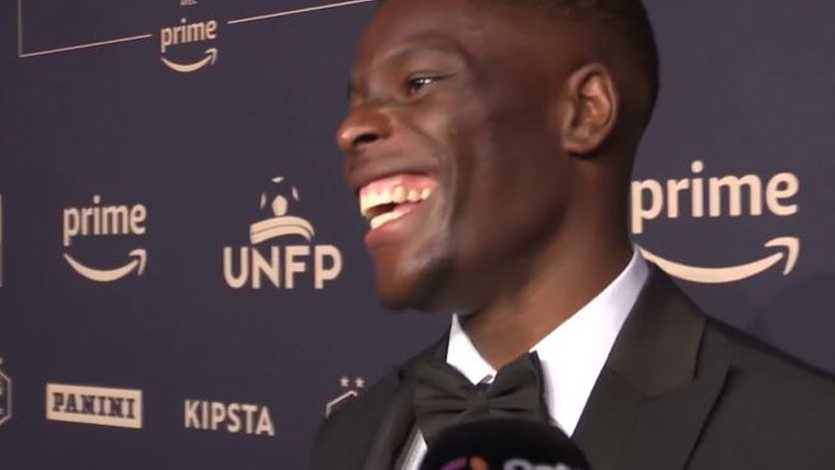 Blunder op Frans voetbalgala: 'Hoe is het om met Mbappé te spelen?'