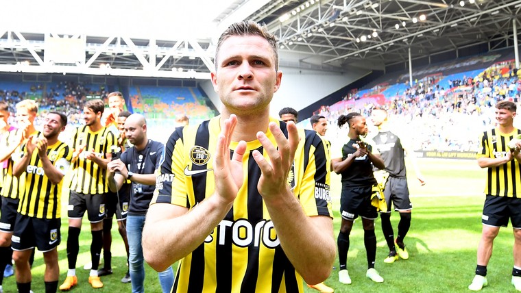 Vitesse ziet Tronstad transfervrij naar Championship vertrekken