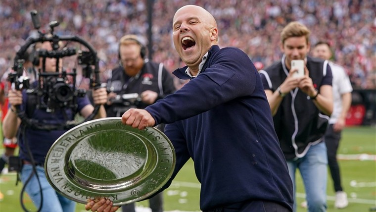 Slot wint Rinus Michels Award na landstitel met Feyenoord voor tweede jaar op rij