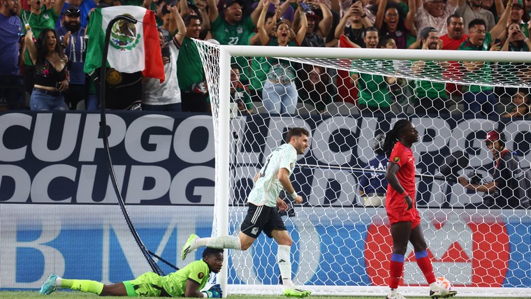 Mexico mede door Giménez al zeker van vervolg op Gold Cup