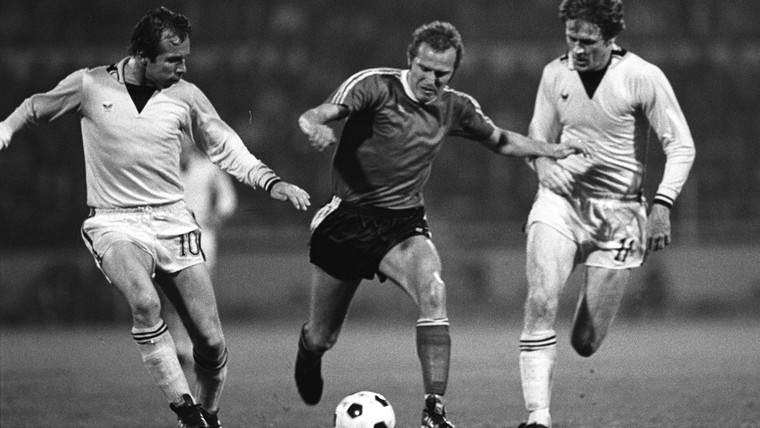 Clubicoon FC Twente Theo Pahlplatz op 76-jarige leeftijd overleden