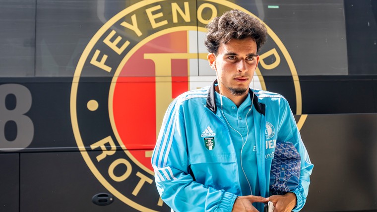 Feyenoord-talent Taabouni tekent voor drie jaar in Qatar