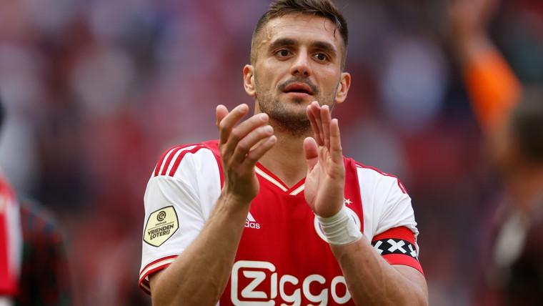 Ajax neemt per direct afscheid van Tadic