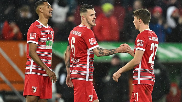 FC Augsburg meldt captain Gouweleeuw alvast wanneer het huwelijk eindigt