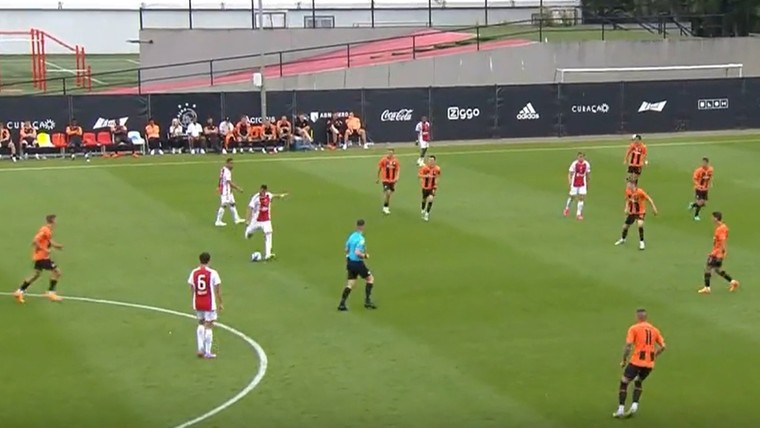 Vooral Van den Boomen vindt draai op nieuw Ajax-middenveld