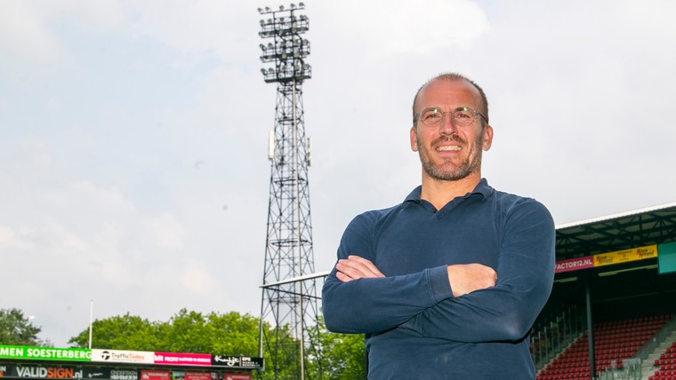 Alex Kroes: voetballende student, makelaar en toekomstig directeur van Ajax
