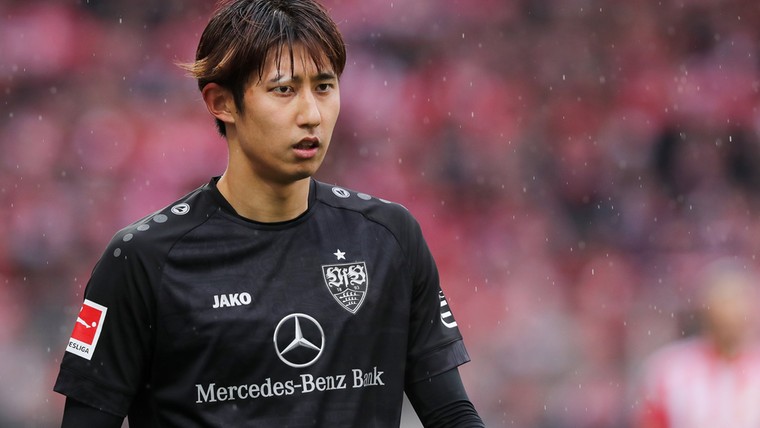 VfB Stuttgart houdt voet bij stuk en slaat tweede bod Ajax op Ito af