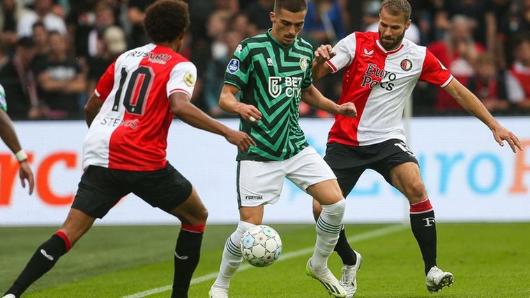 Nieuwkoop na rode kaart bij rentree in komende Feyenoord-duels toeschouwer