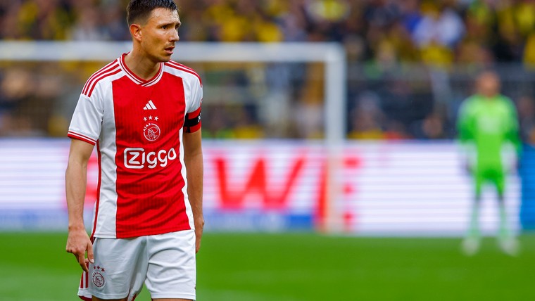 Balverlies Berghuis leidt oefennederlaag Ajax tegen Go Ahead in