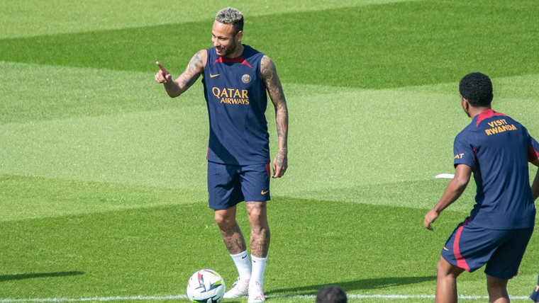 PSG zwaait Neymar uit: 'Moeilijk om afscheid te nemen'