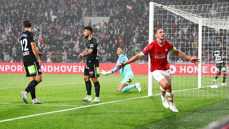 PSV strijdt tegen Sturm Graz ook om vijf miljoen euro