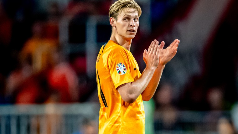 Frenkie de Jong ziet herstel bij Oranje: 'Nu was het een stuk beter'