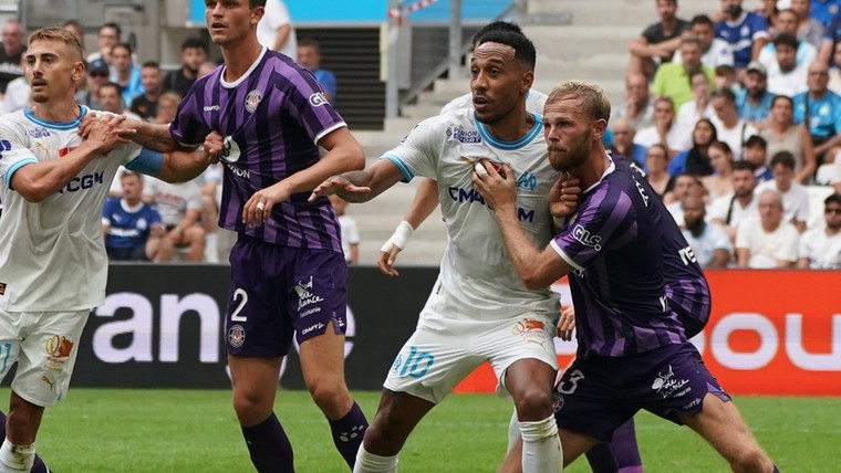 Dallinga laat dé kans liggen om Ajax-opponent Marseille pijn te doen
