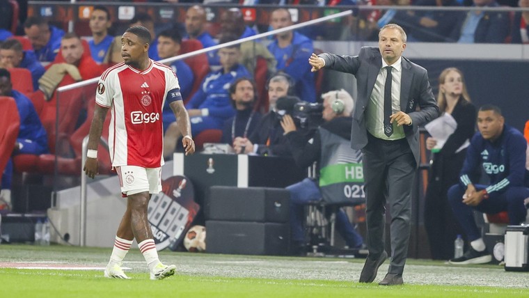 Steijn wil niets weten van crisis: 'Ik heb een geweldig Ajax gezien'