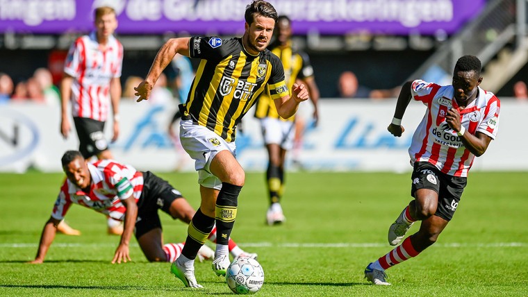 Sparta bezorgt zwalkend Vitesse vierde nederlaag op rij