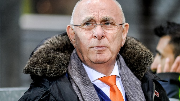 Ajax in gesprek met Michael van Praag over plek in rvc