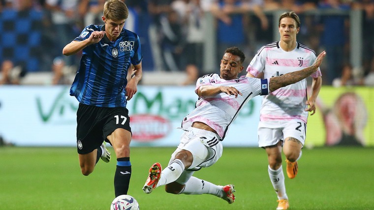 Koopmeiners verzuimt Atalanta langs Juventus te schieten