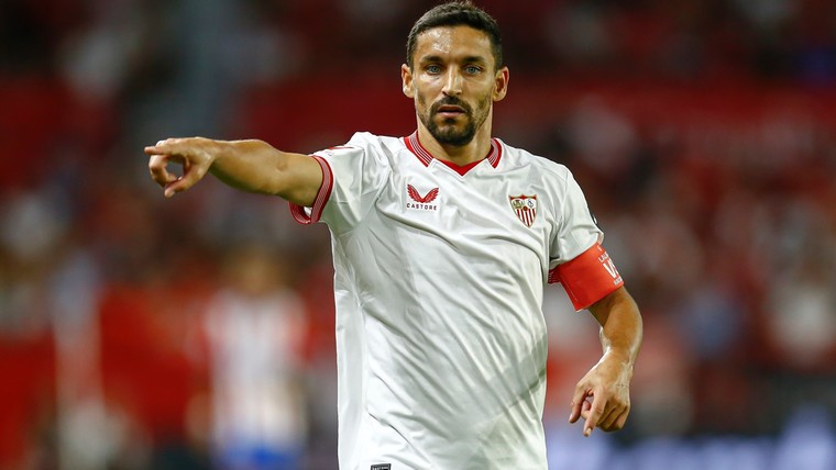 Sevilla-captain Navas denkt aan pensioen: 'Hoop niet dat de pijn erger wordt'