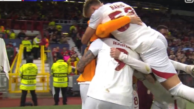 Galatasaray verrast Man Utd op dramatische avond voor Ten Hag