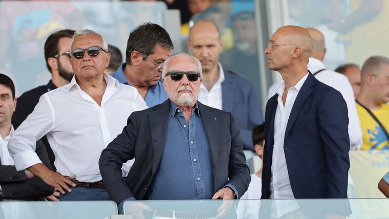 Napoli-baas sneert na afwijzing naar Luis Enrique
