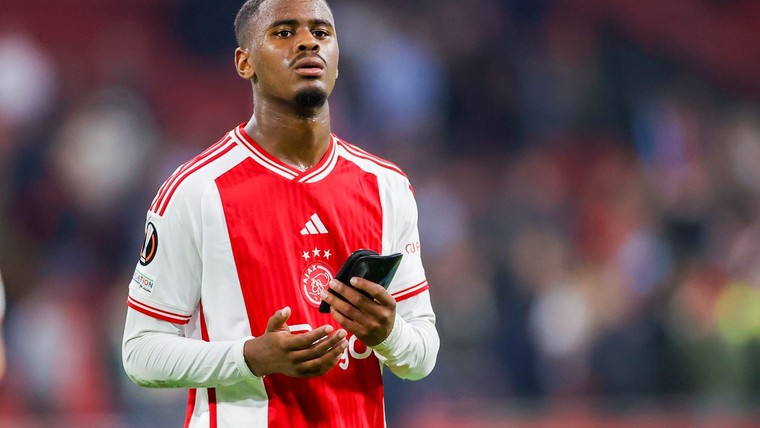 Ajax wil toptalent Hato langer binnenboord houden