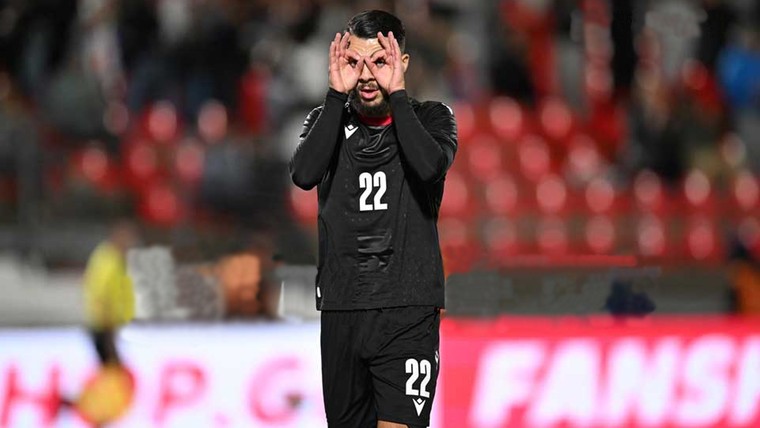 Mikautadze wordt na historische avond aangeraden om bij Ajax te blijven