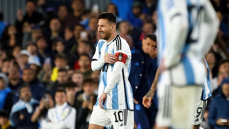 Messi wijst Argentinië de weg in Peru, Uruguay vloert Brazilië dankzij Núñez 