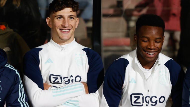 Kaplan debuteert veertien maanden na komst in Ajax-shirt
