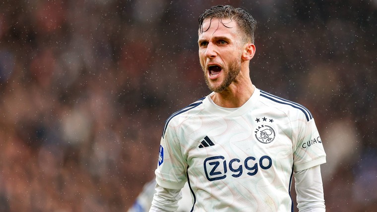 Van de basis naar de bank naar de basis: Van den Boomen is terug bij Ajax