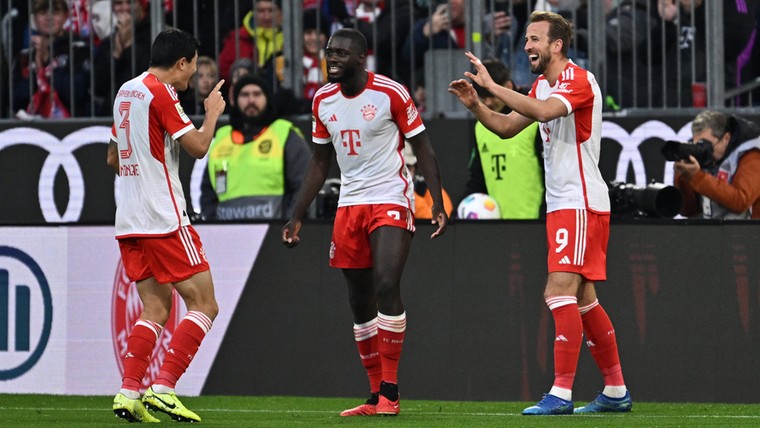 Sensationele Kane leidt doelpuntenmachine Bayern door Bundesliga