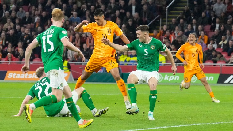 Chagrijn druipt van verslagen in Ierland af: 'Mysterie dat Oranje eenmaal scoorde'