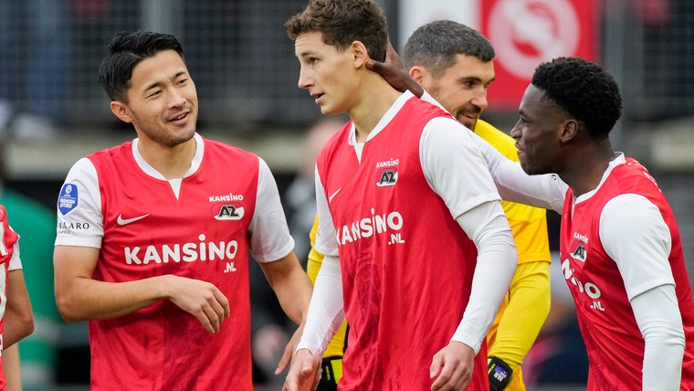 AZ weet weer wat winnen is en stoot FC Twente van derde plek