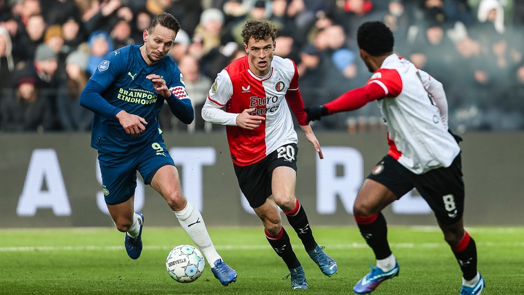 Waarom Feyenoord en PSV op donderdag spelen (en dat achteraf niet nodig blijkt)