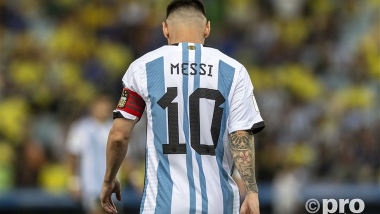 Veiling WK-shirts Messi levert miljoenenbedrag op