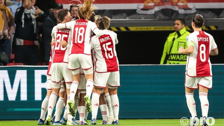 Ajax Vrouwen door goal Leuchter nu zelfs trotse koploper in Champions League