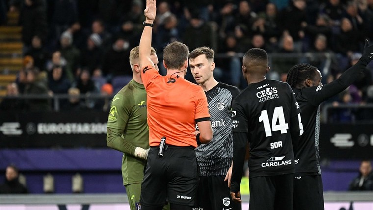 Genk vangt bot na penaltyklucht: duel met Anderlecht niet overgespeeld
