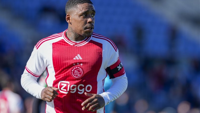 Dumfries fungeert als klankbord voor Ajax-captain Bergwijn