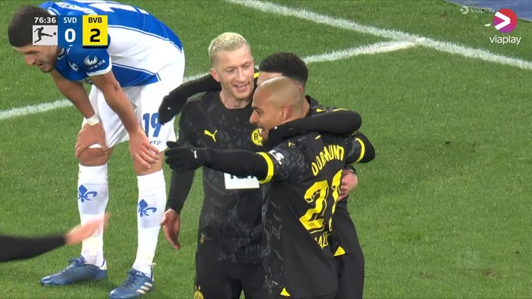 Maatsen debuteert en Sancho levert assist voor winnend Dortmund
