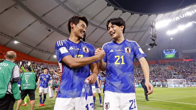Japan voorkomt valse start op Azië Cup, Ueda pikt doelpunt mee
