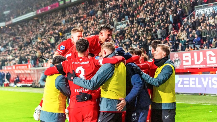Ambitieus uit de startblokken: hongerig FC Twente op weg naar plek drie