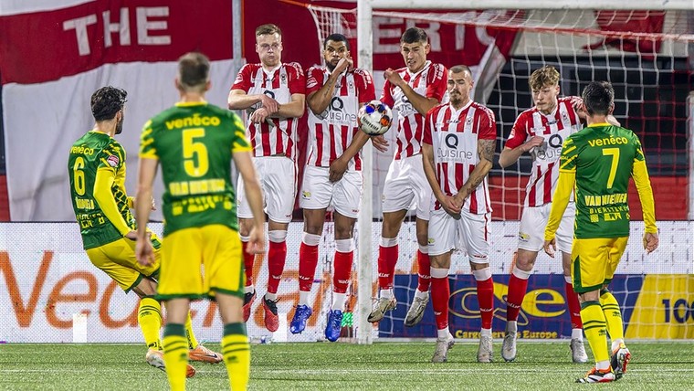 Willem II verliest weer punten, ADO minstens tot maandag tweede