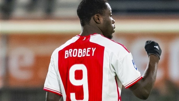 Brobbey ook tegen PSV weer belangrijk voor Ajax