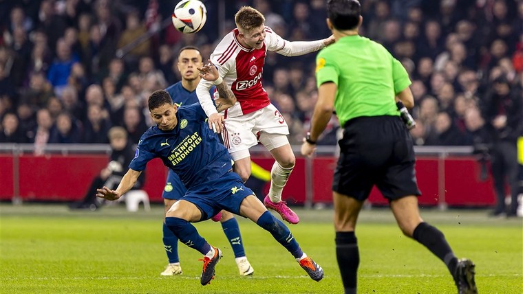 Bosz licht PSV-uitblinker uit: 'Ik vond hem echt geweldig spelen'
