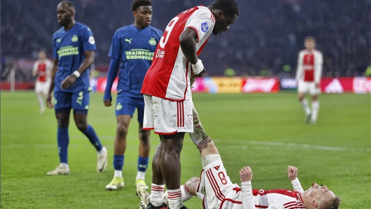 Perez bezorgd na slagveld bij Ajax – PSV: 'Hoe moet dat in Engeland?'